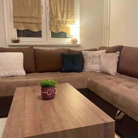 Mona Apartment *